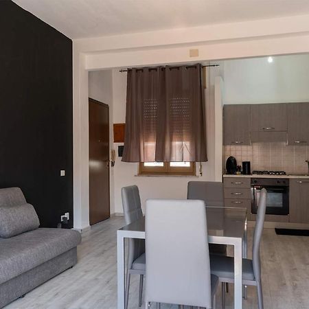 Monfalcone City Room Rental Apartment Кальяри Экстерьер фото