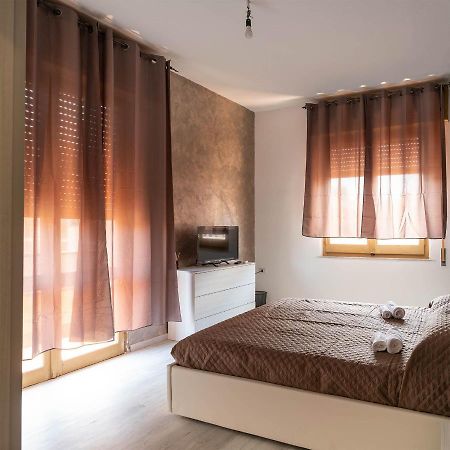 Monfalcone City Room Rental Apartment Кальяри Экстерьер фото