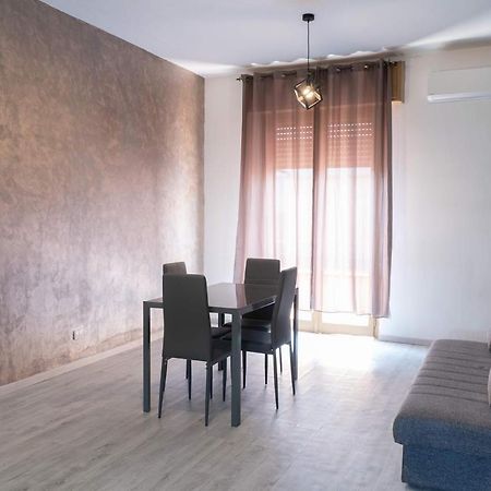 Monfalcone City Room Rental Apartment Кальяри Экстерьер фото